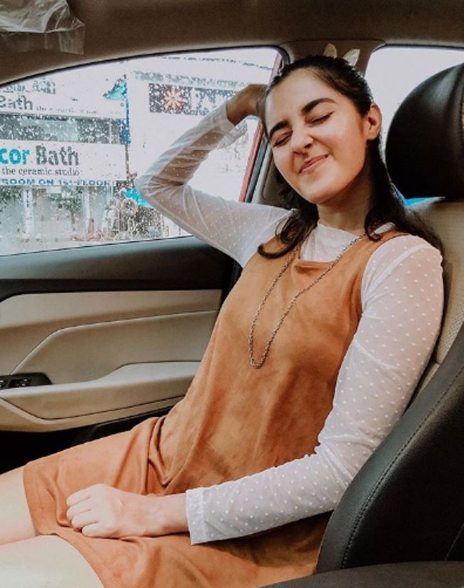 Simrat Kaur Latest Instagram Pics